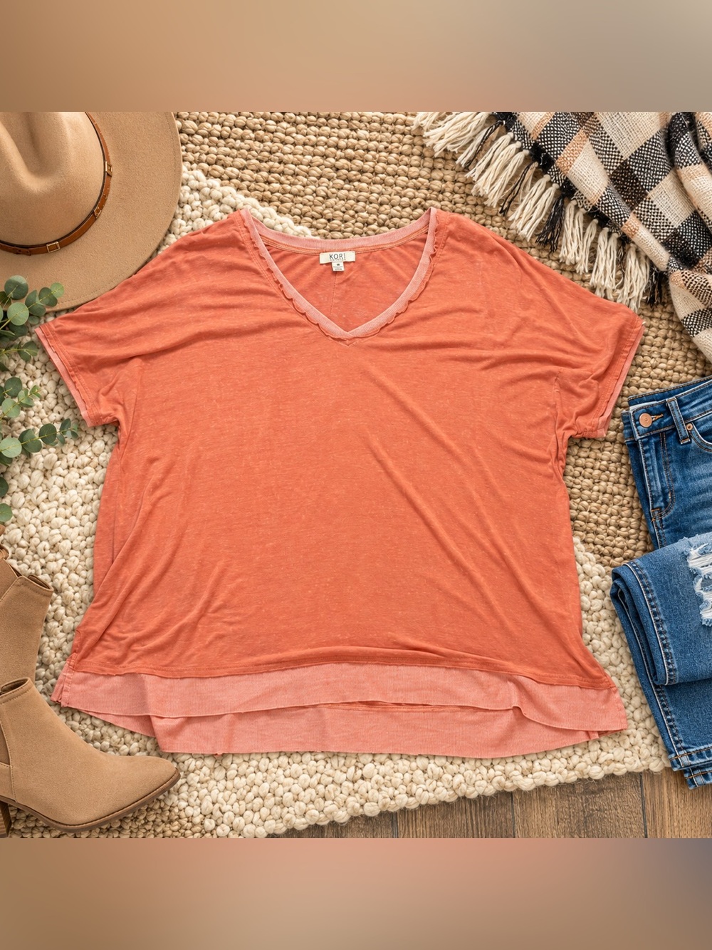 Kori Coral Peach V Neck Layered Hem Top Women’s Medium Boho Casual Tee